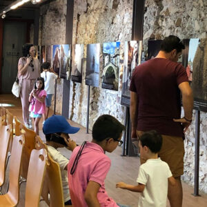 Dentro de la celebración de la 20ª Jornada de la Cultura Judía, Lorca acogió la exposición fotográfica «Descubre Sefarad».