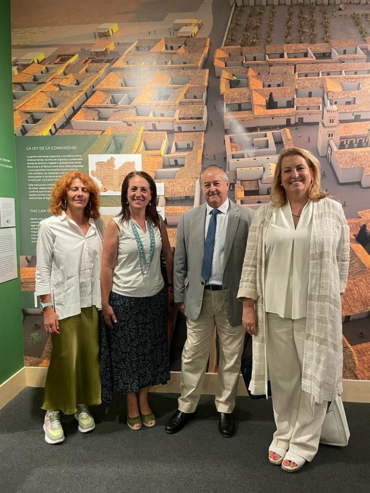 Exposición “La Edad de Oro de los judíos de Alandalús” | Red de Juderías de España